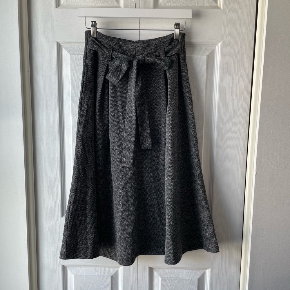 EUC Banana Republic Tweed A-Line Skirt w Belt Tie Size 2